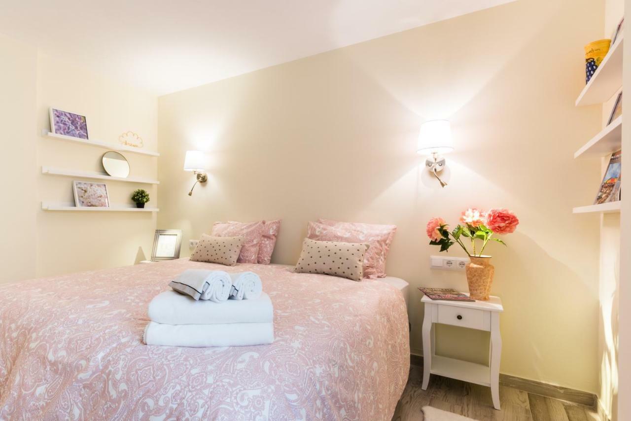 Malaga Centre Apartment With Parking 外观 照片